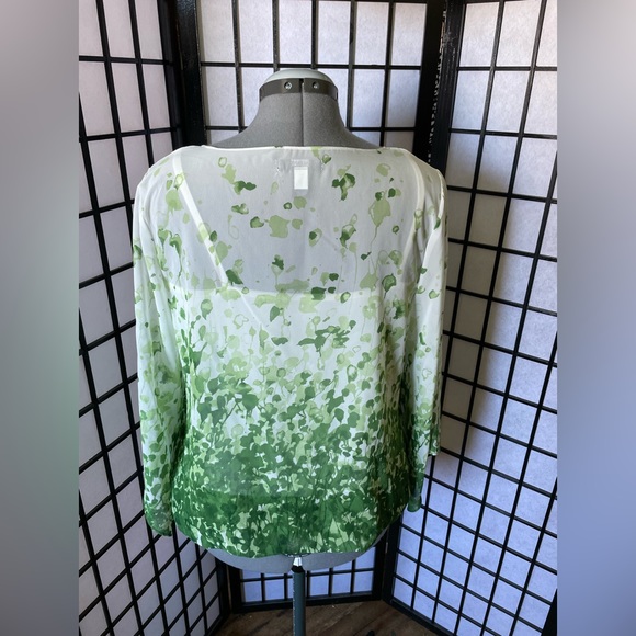 Alfani Petite Green Leaf Bubble Hem Flute Sleeve Blouse - Picture 3 of 9